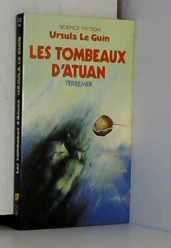 Les Tombeaux D'atuan (Paperback, 1985, Presses Pocket)